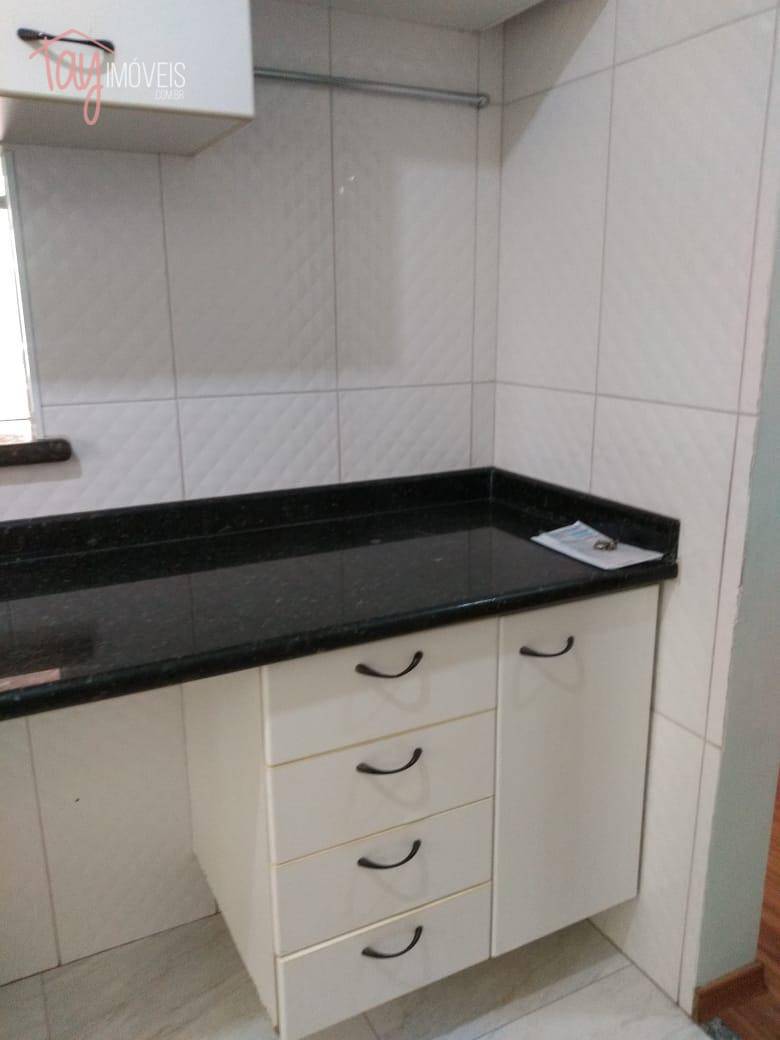 Apartamento à venda com 3 quartos, 75m² - Foto 22