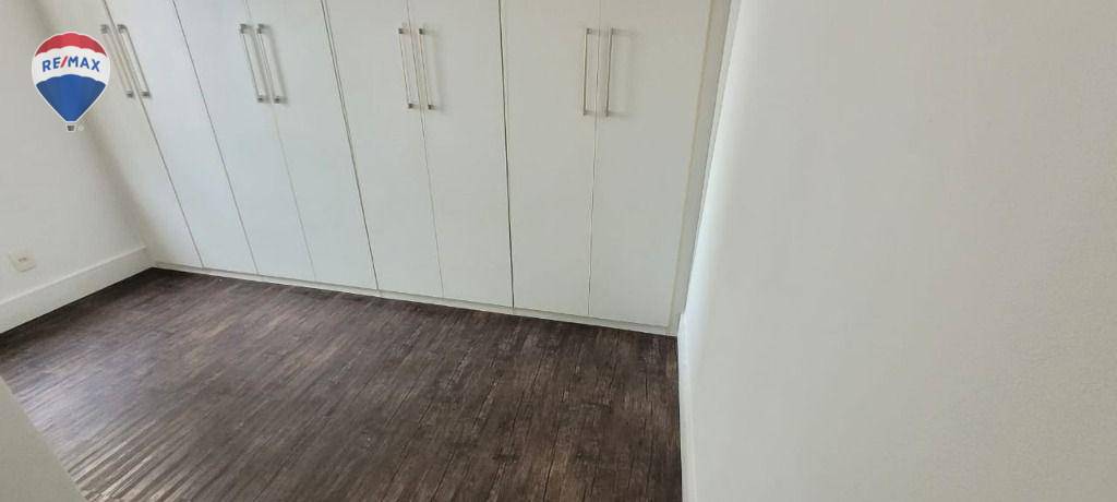 Apartamento para alugar com 3 quartos, 70m² - Foto 13