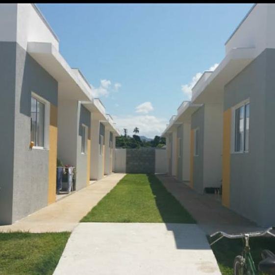 Casa de Condomínio à venda com 2 quartos, 56m² - Foto 1