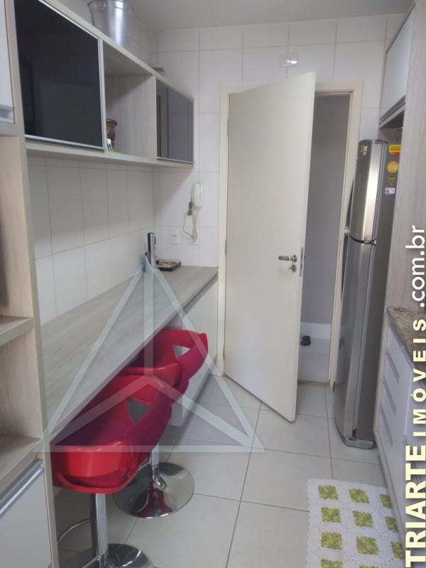 Apartamento à venda com 3 quartos, 82m² - Foto 9