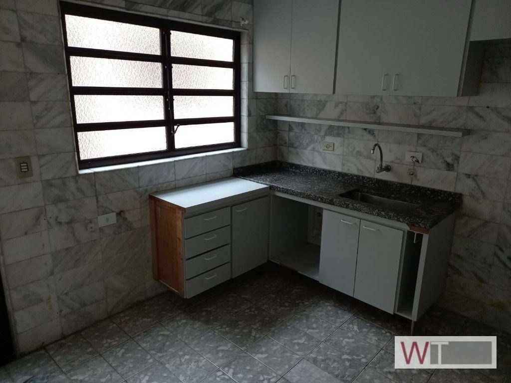 Casa para alugar com 2 quartos, 100m² - Foto 13