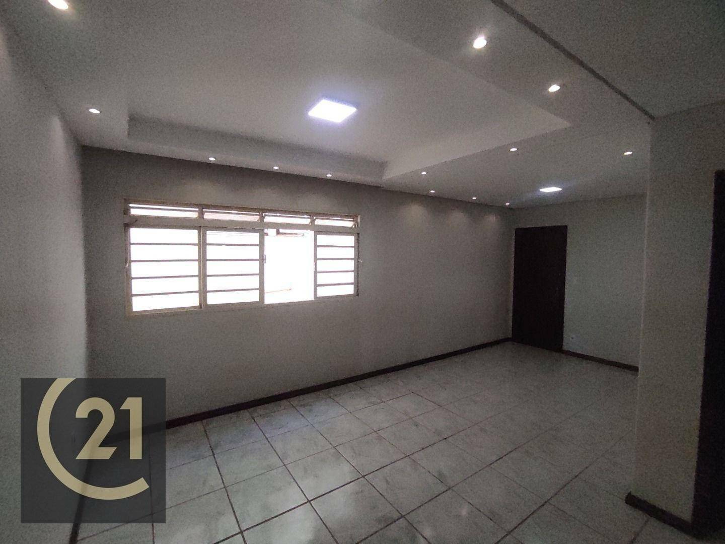 Apartamento à venda com 3 quartos, 116m² - Foto 3