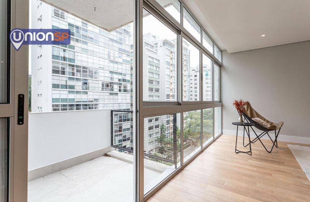 Apartamento à venda com 3 quartos, 244m² - Foto 11