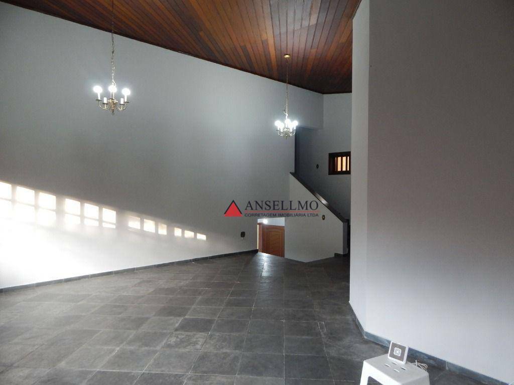 Casa à venda com 4 quartos, 267m² - Foto 6