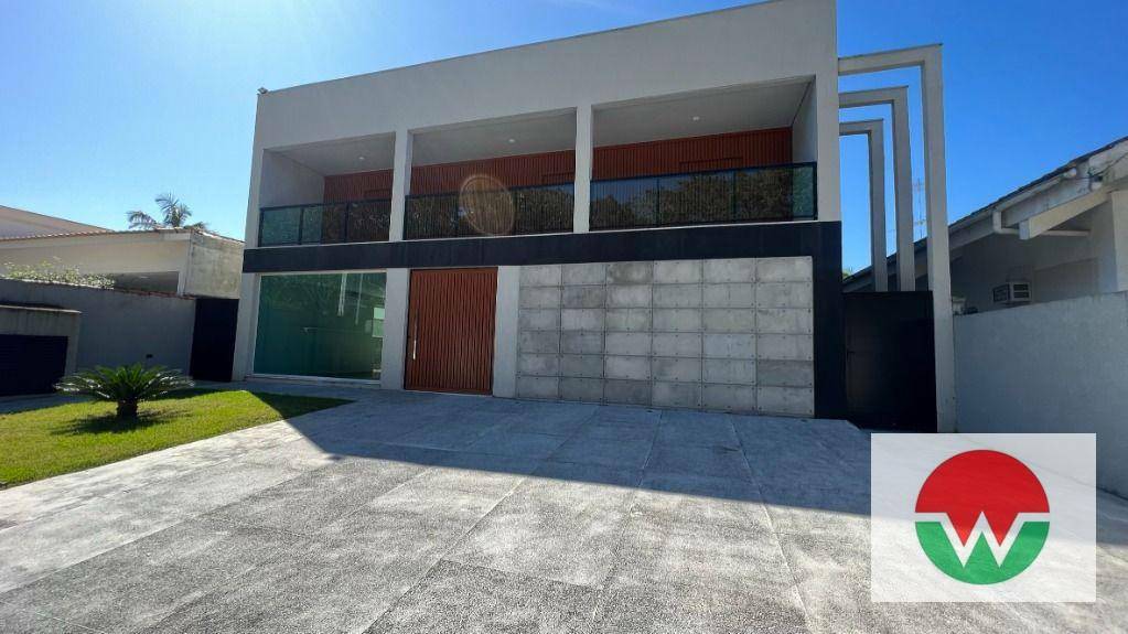 Casa de Condomínio à venda com 6 quartos, 380m² - Foto 3