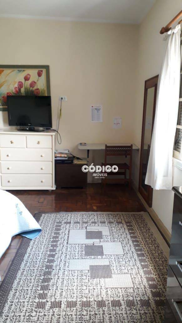 Sobrado à venda com 3 quartos, 200m² - Foto 3