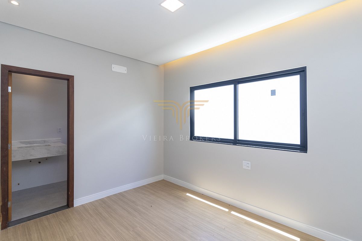 Casa de Condomínio à venda com 3 quartos, 350m² - Foto 10