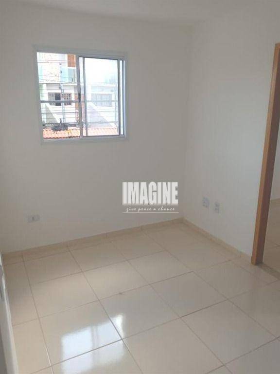 Apartamento à venda com 2 quartos, 37m² - Foto 2