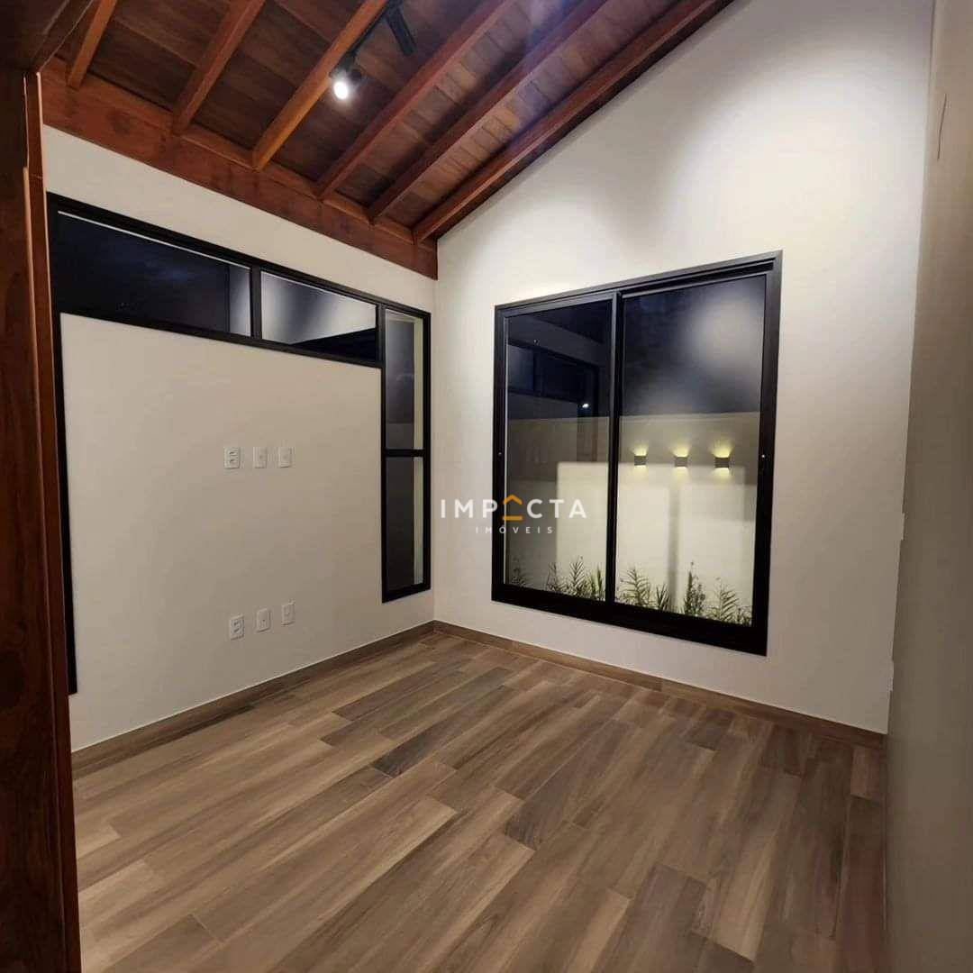 Casa à venda com 3 quartos, 150m² - Foto 7