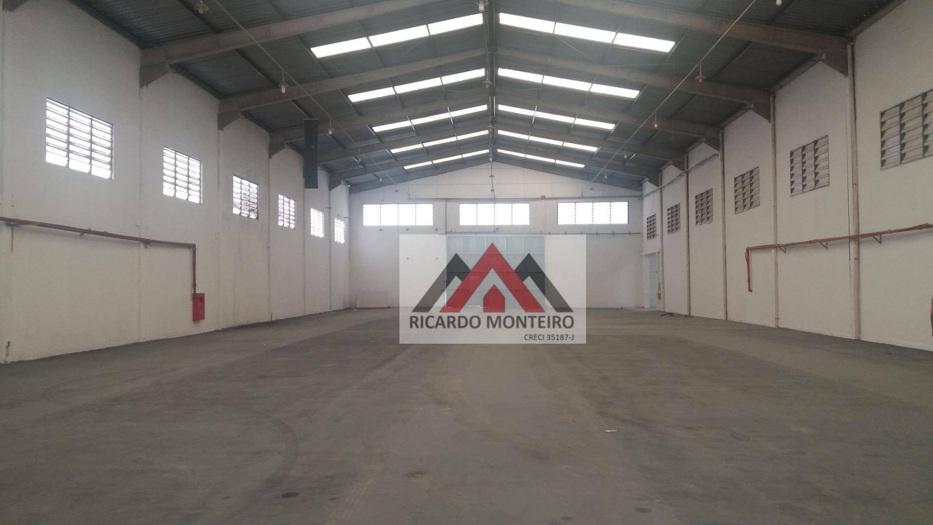 Depósito-Galpão-Armazém para alugar, 3500m² - Foto 1