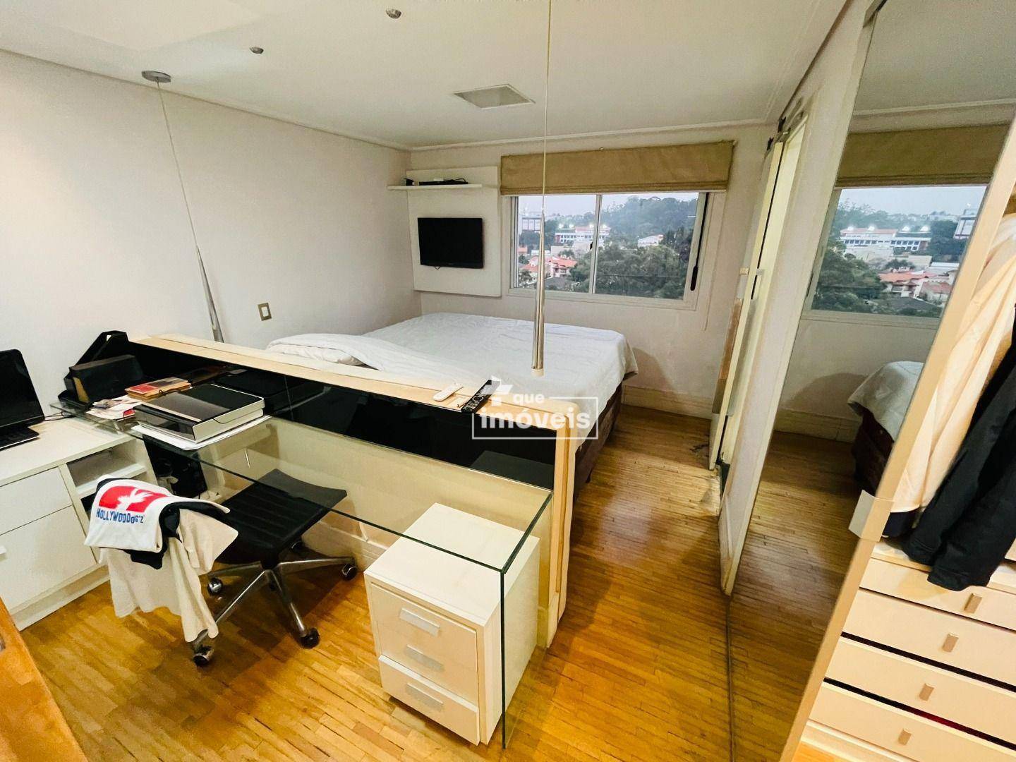 Apartamento à venda com 3 quartos, 183m² - Foto 8