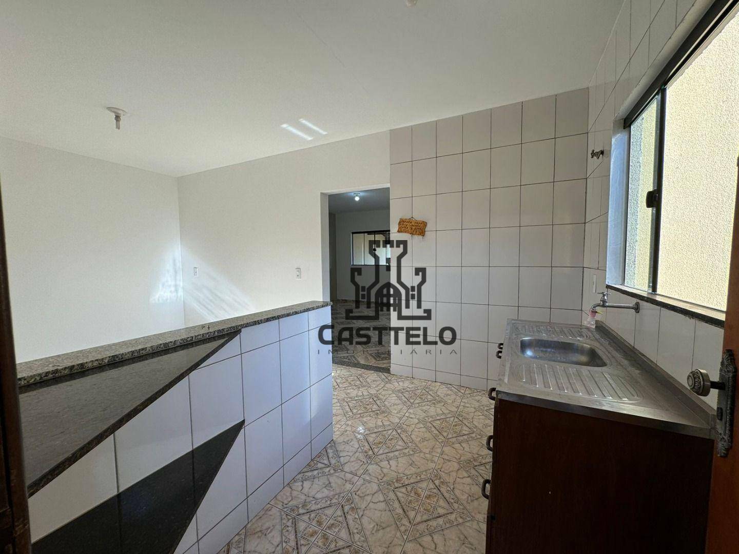 Casa à venda com 2 quartos, 80m² - Foto 12