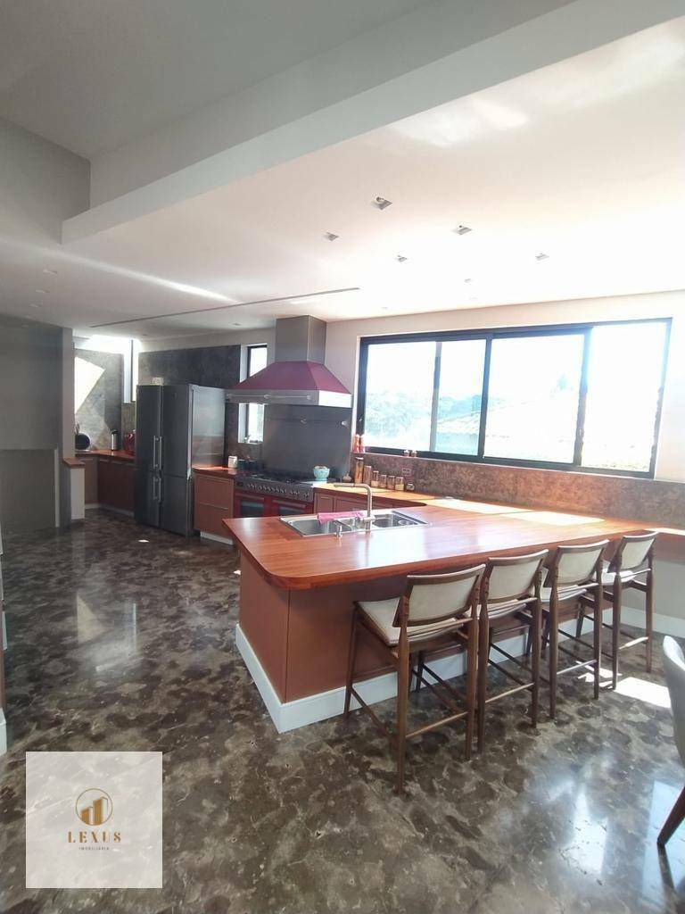 Casa à venda com 3 quartos, 530m² - Foto 18