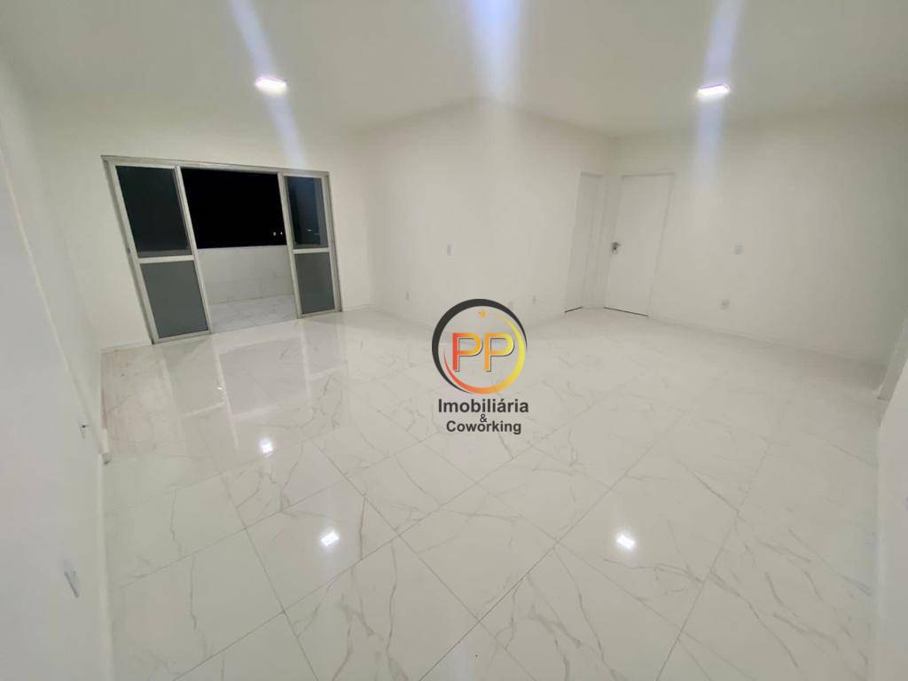 Apartamento à venda com 3 quartos, 121m² - Foto 3