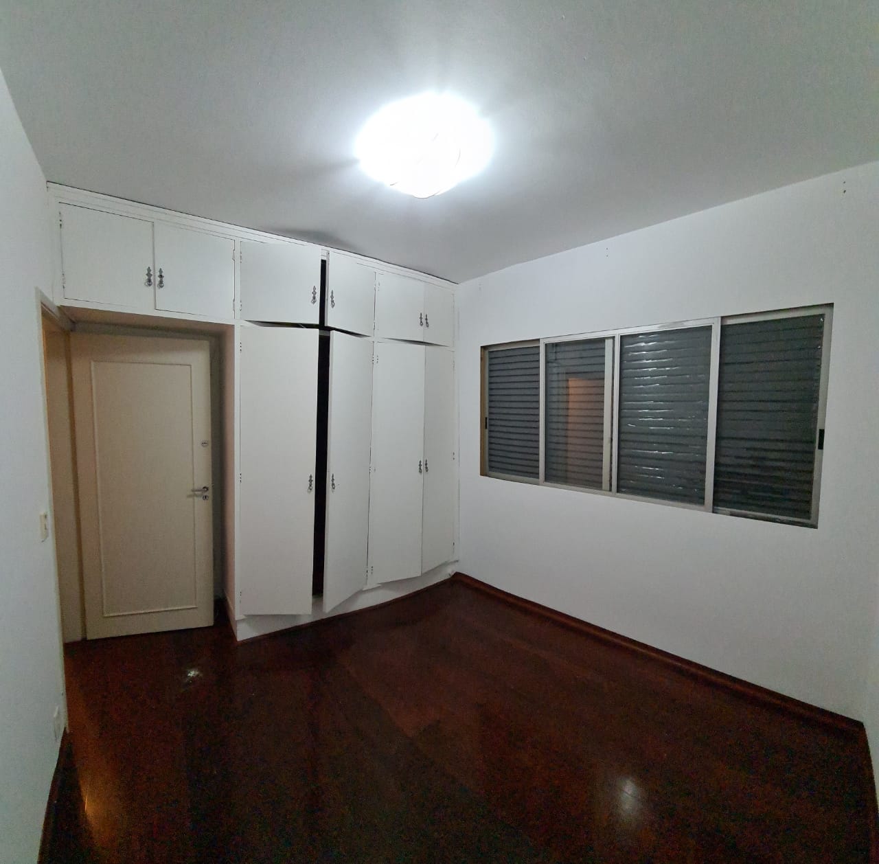 Apartamento à venda com 2 quartos, 65m² - Foto 13