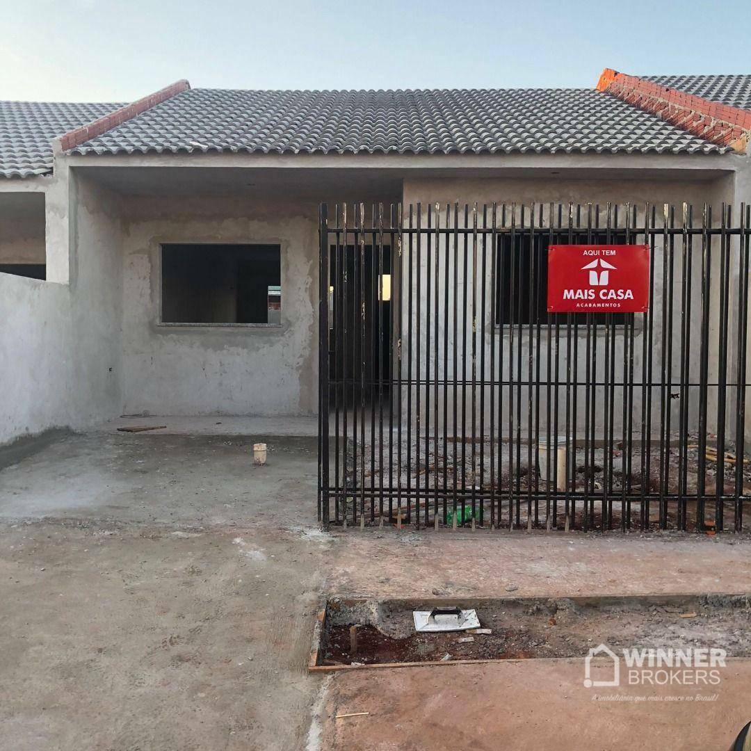 Casa à venda com 2 quartos, 67m² - Foto 1