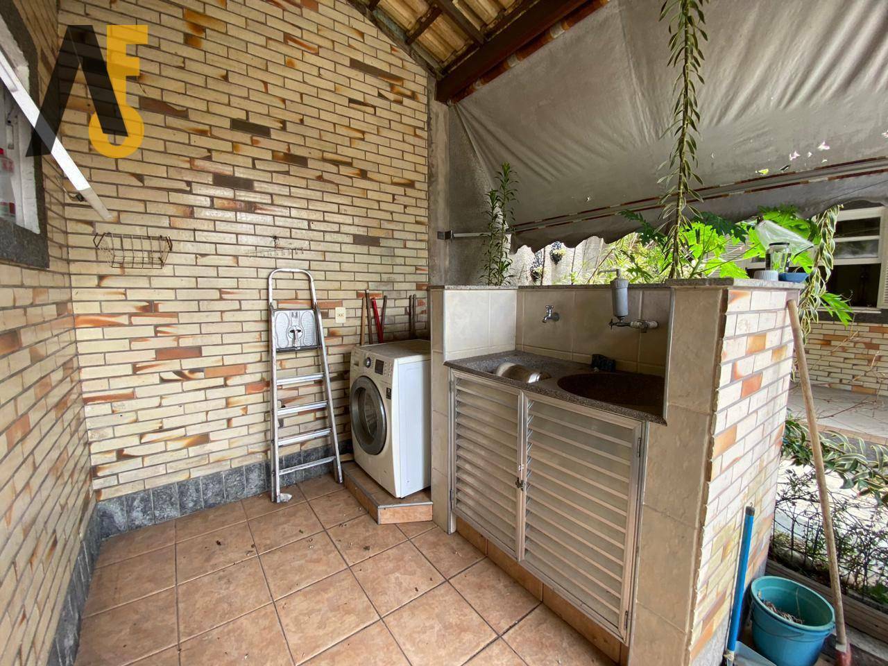 Casa de Condomínio à venda com 3 quartos, 214m² - Foto 22