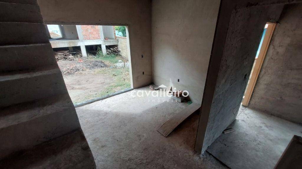 Casa à venda com 2 quartos, 79m² - Foto 6