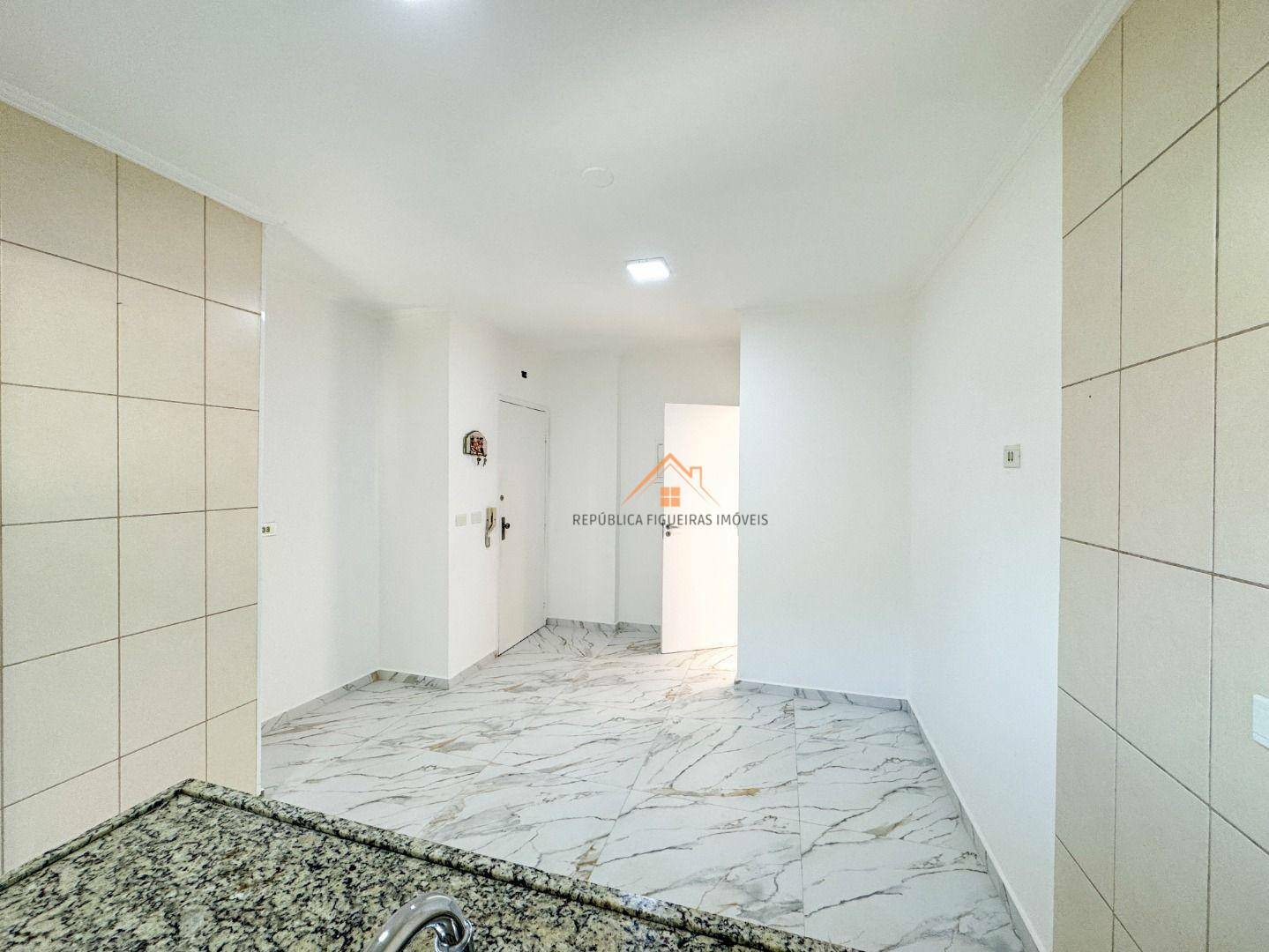 Apartamento à venda com 3 quartos, 94m² - Foto 5