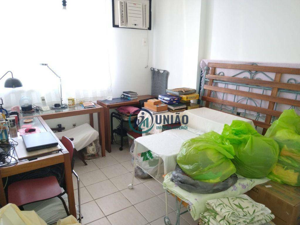 Apartamento à venda com 3 quartos, 110m² - Foto 13