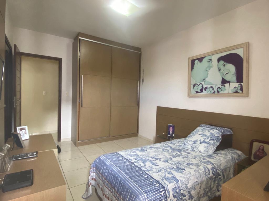 Apartamento à venda com 3 quartos, 187m² - Foto 13