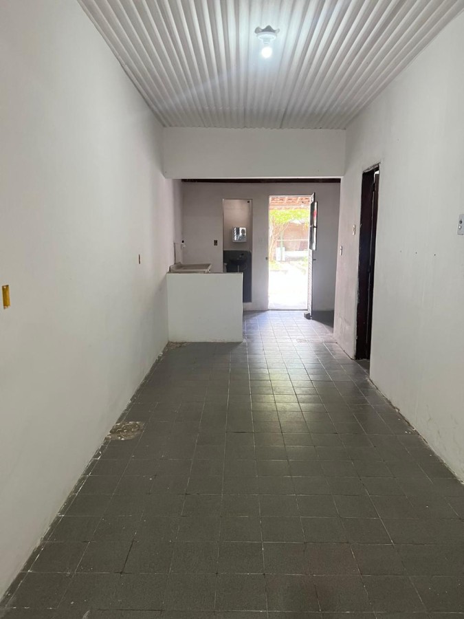 Casa para alugar com 2 quartos, 85m² - Foto 4