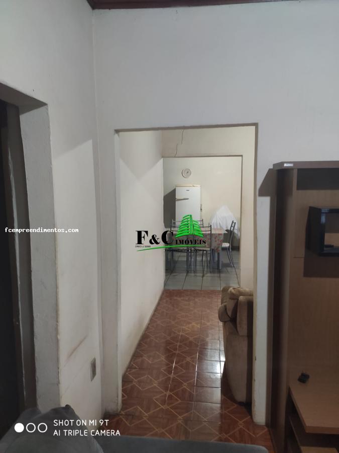 Casa à venda com 4 quartos, 260m² - Foto 13