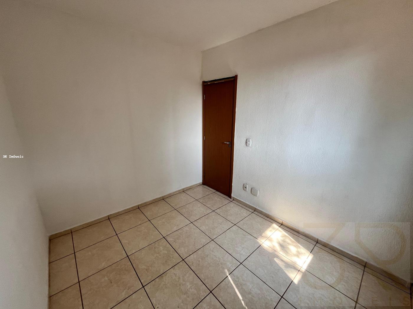 Apartamento à venda com 2 quartos, 42m² - Foto 15