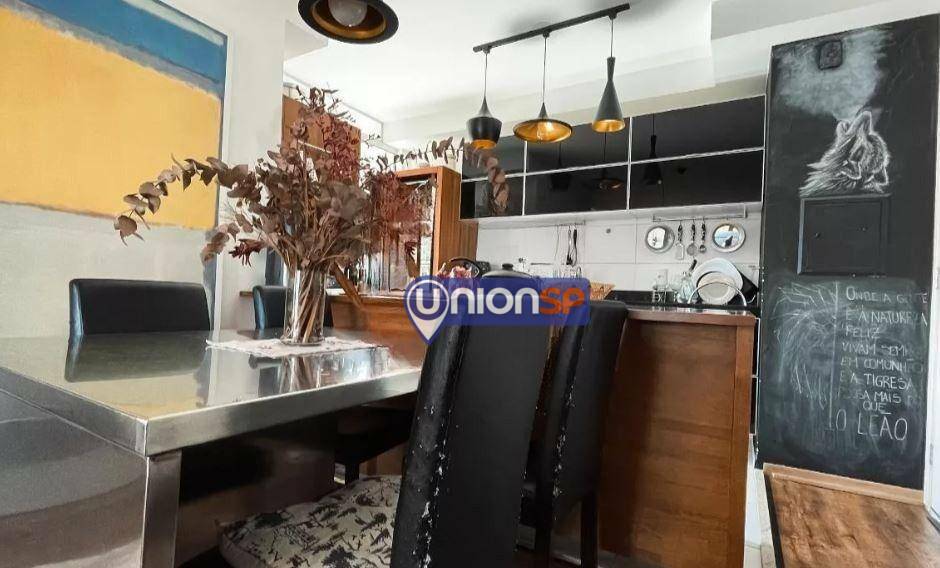 Apartamento à venda com 2 quartos, 72m² - Foto 3