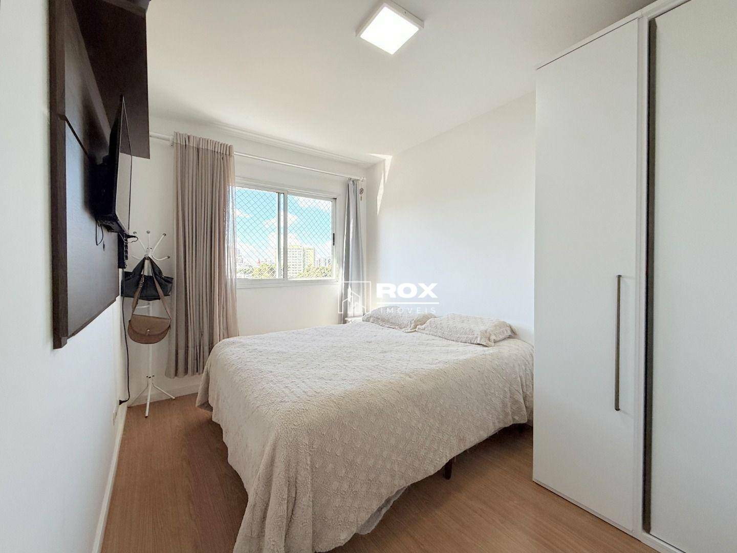 Apartamento à venda com 3 quartos, 87m² - Foto 19