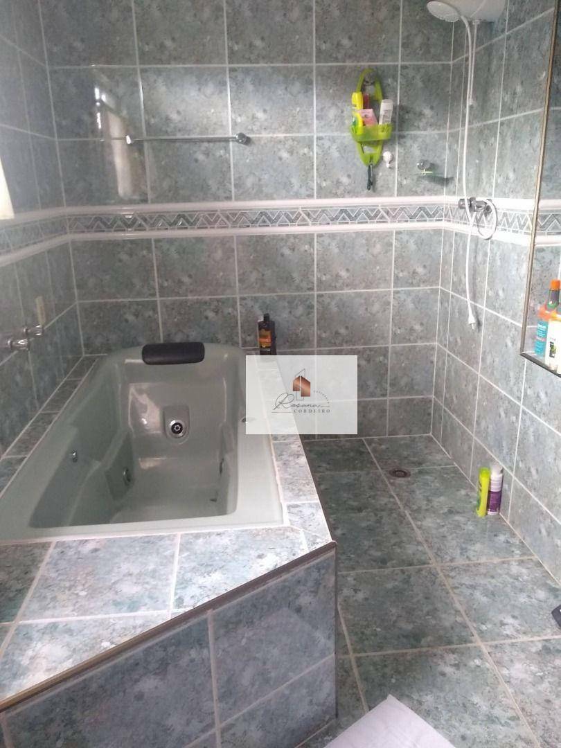 Sobrado à venda com 3 quartos, 234m² - Foto 11