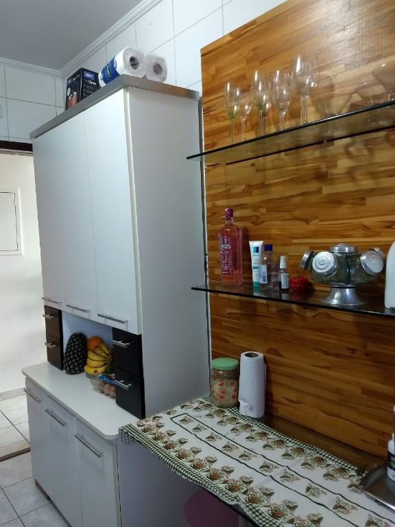 Apartamento à venda com 3 quartos, 75m² - Foto 21