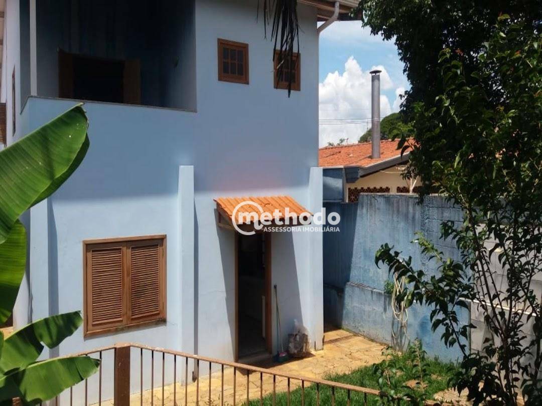 Casa à venda com 3 quartos, 216m² - Foto 5