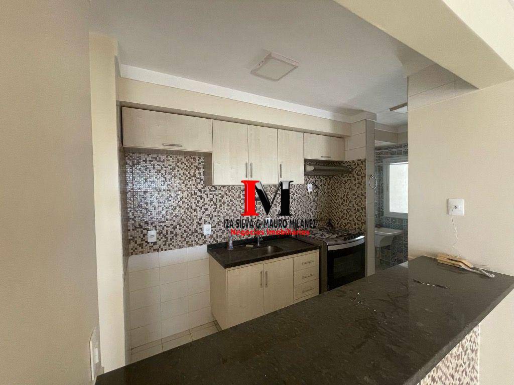 Apartamento à venda com 3 quartos, 98m² - Foto 13