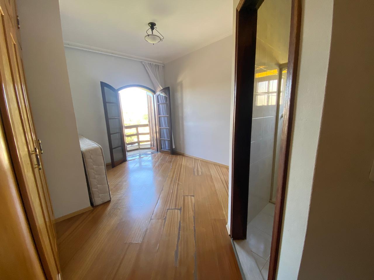 Casa de Condomínio para alugar com 3 quartos, 525m² - Foto 10