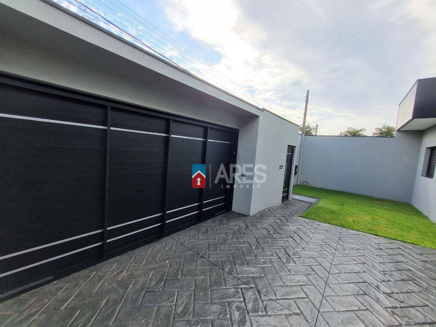 Casa à venda com 3 quartos, 196m² - Foto 3