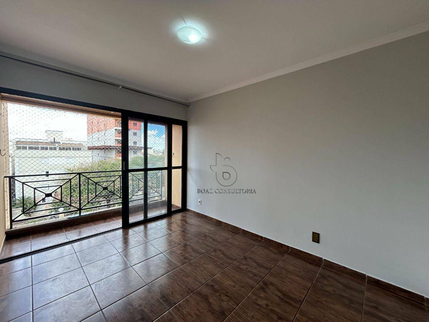 Apartamento para alugar com 3 quartos, 80m² - Foto 3