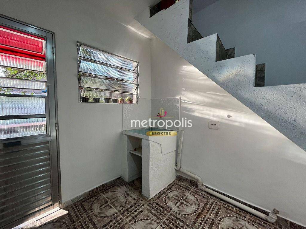 Casa para alugar com 1 quarto, 52m² - Foto 7