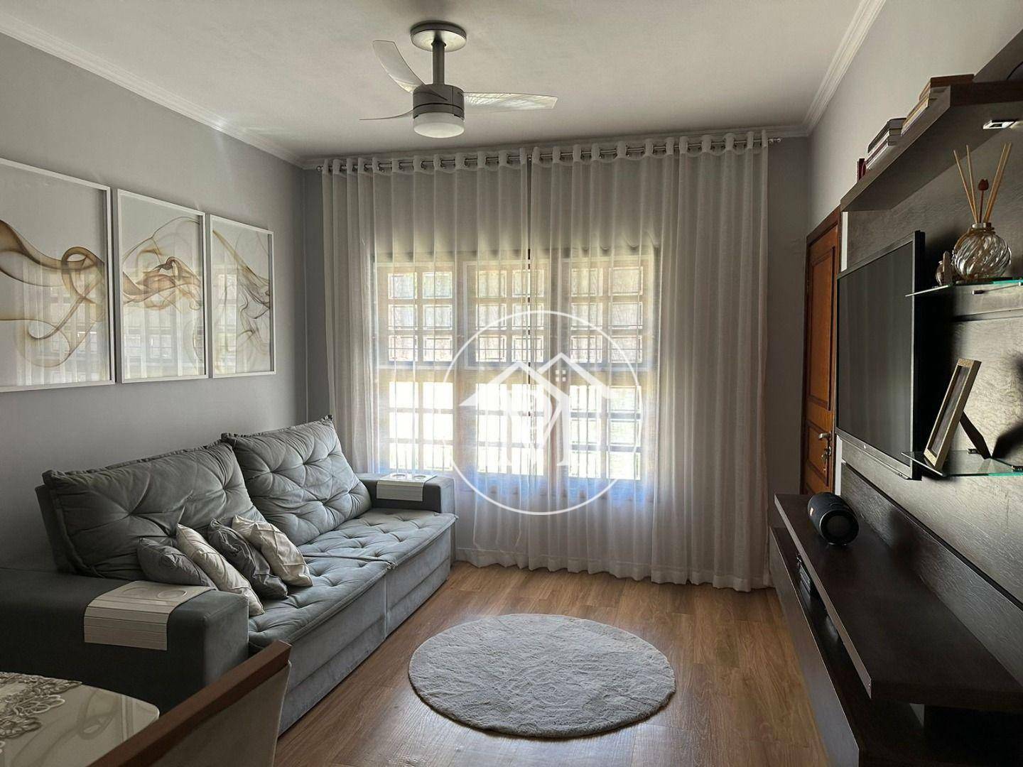 Casa à venda com 3 quartos, 110m² - Foto 4