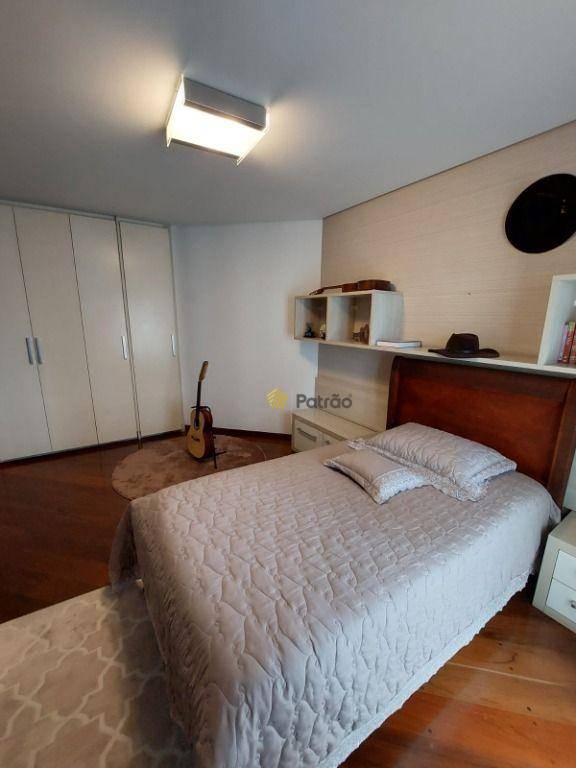 Apartamento à venda e aluguel com 4 quartos, 225m² - Foto 17