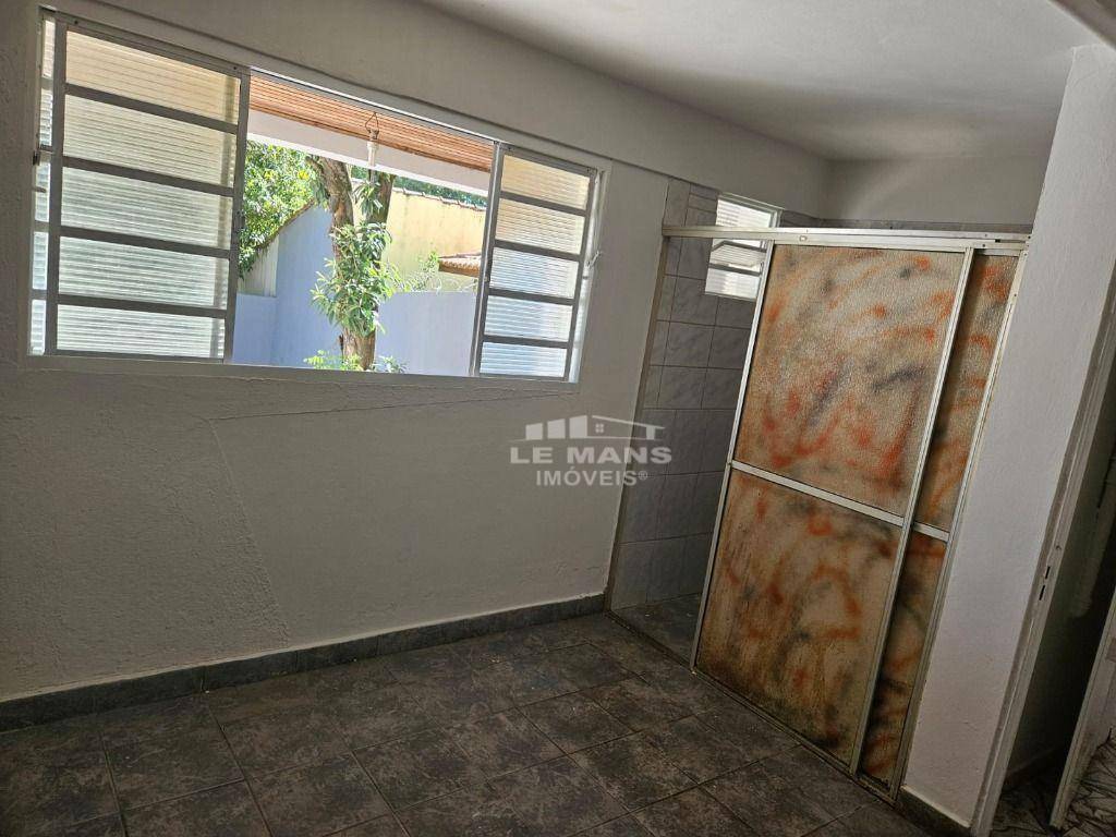 Casa à venda com 4 quartos, 160m² - Foto 16