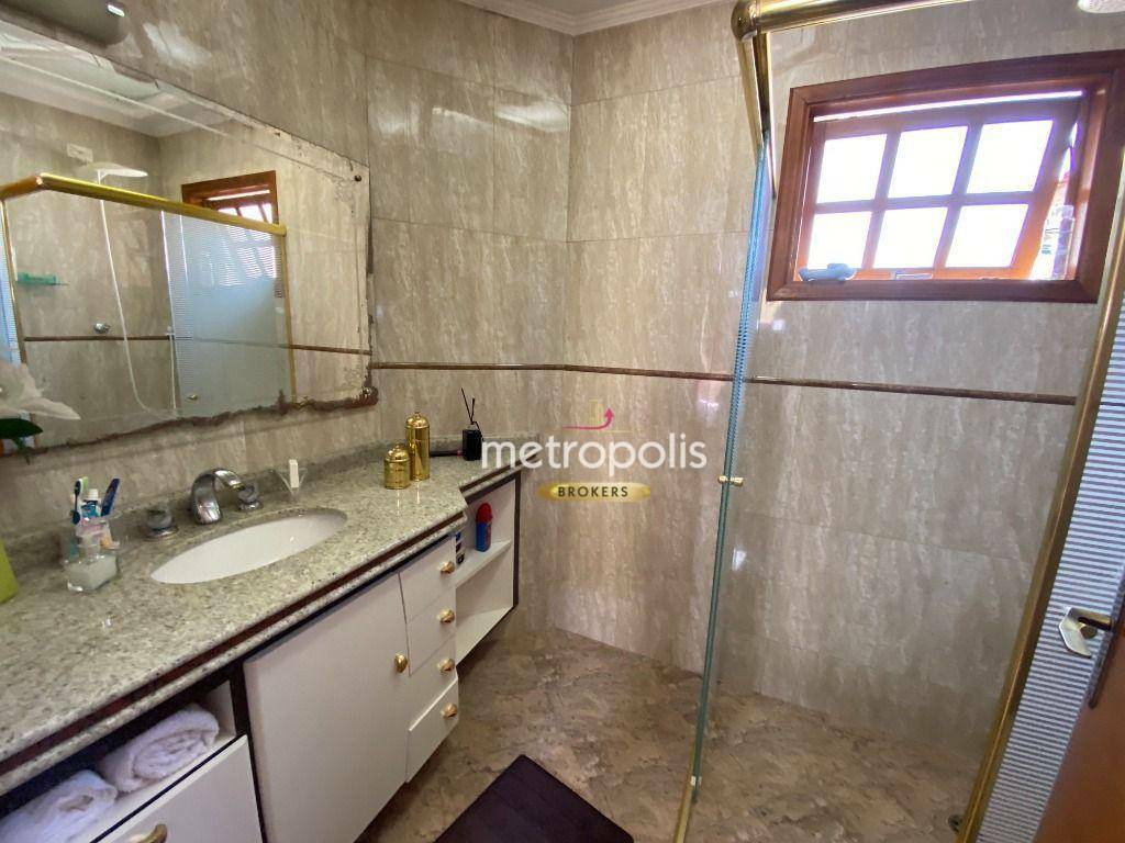 Sobrado à venda com 3 quartos, 230m² - Foto 42