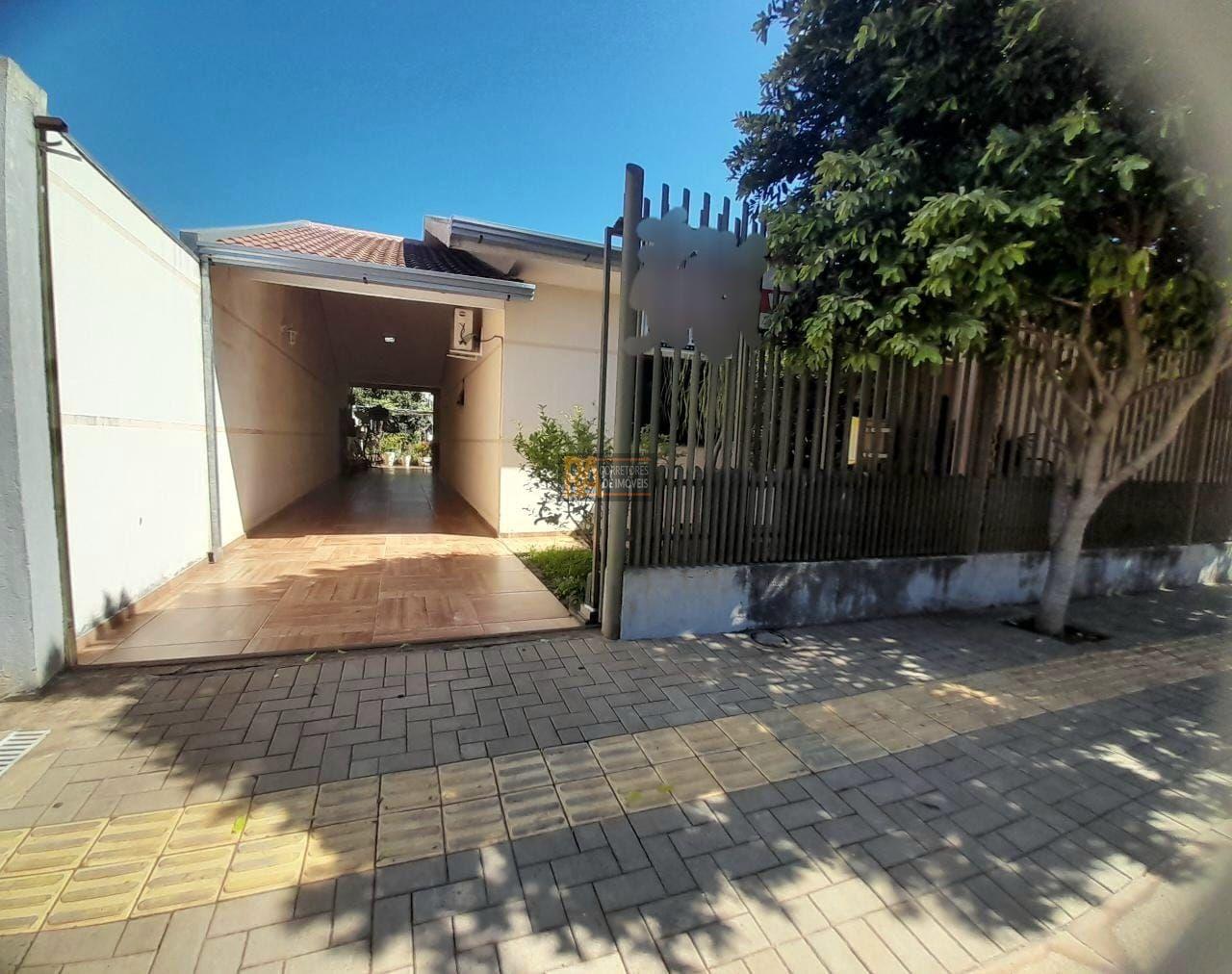 Casa à venda com 3 quartos, 159m² - Foto 1