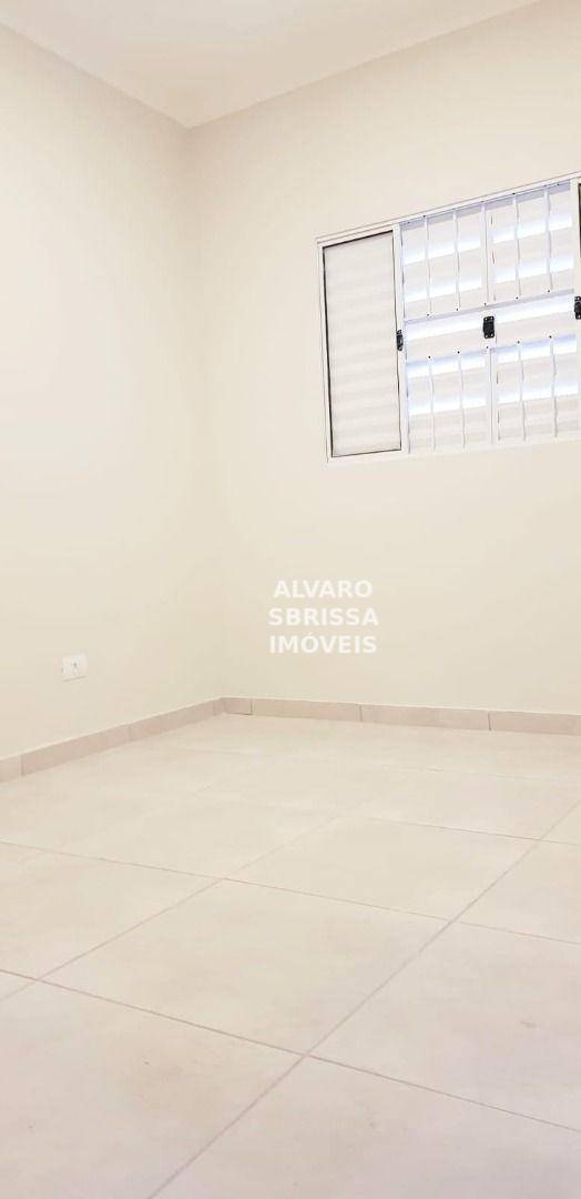 Casa à venda com 3 quartos, 81m² - Foto 10