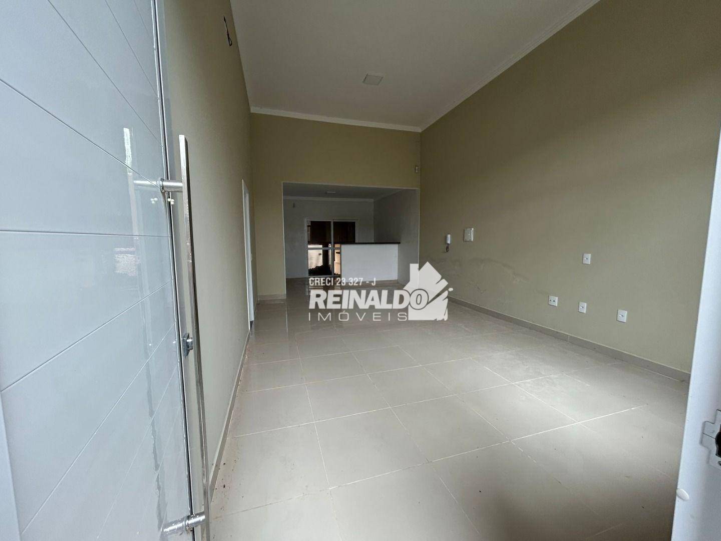 Casa à venda e aluguel com 3 quartos, 130m² - Foto 2