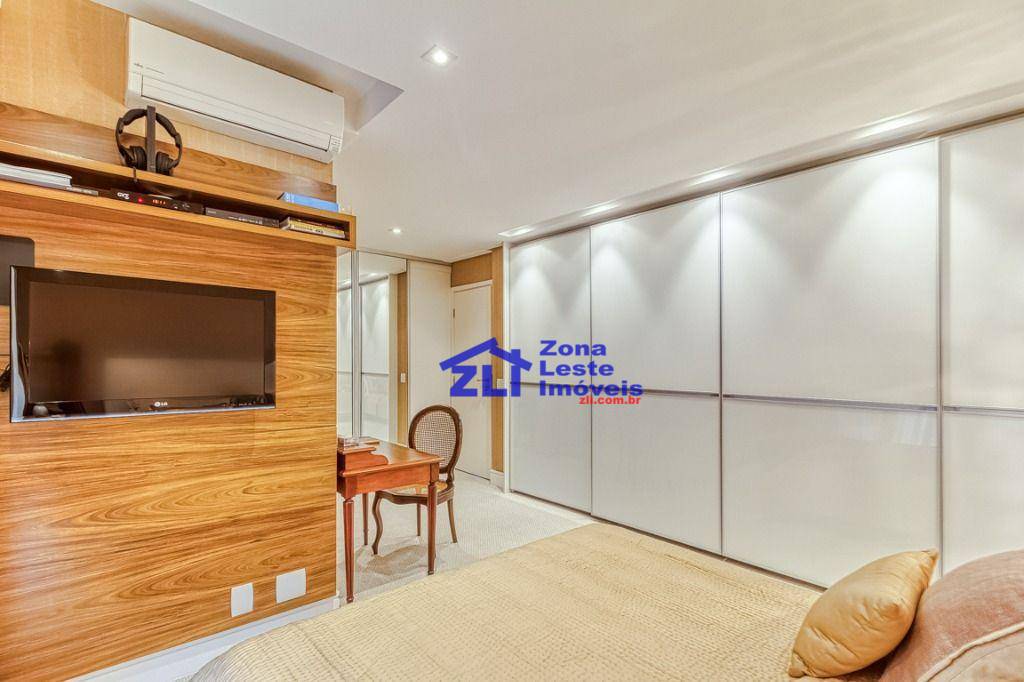 Apartamento à venda com 3 quartos, 224m² - Foto 31