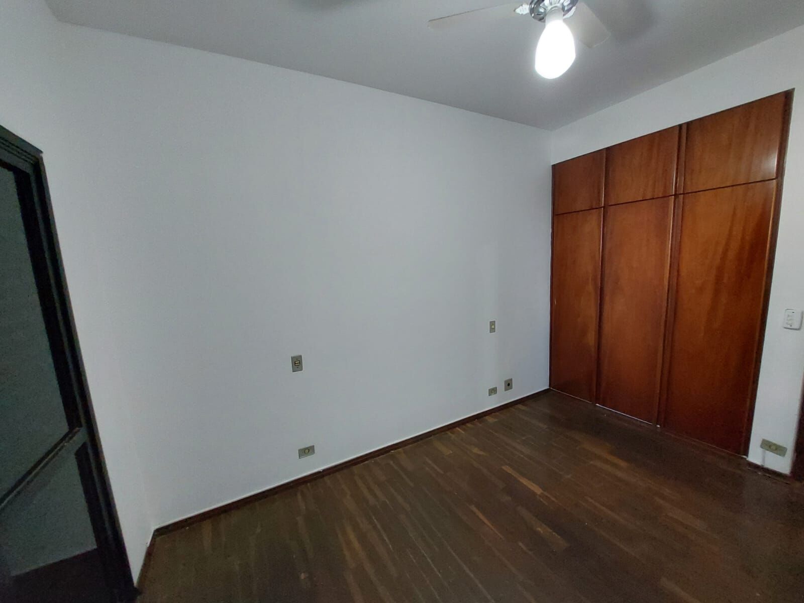 Apartamento para alugar com 3 quartos, 114m² - Foto 6