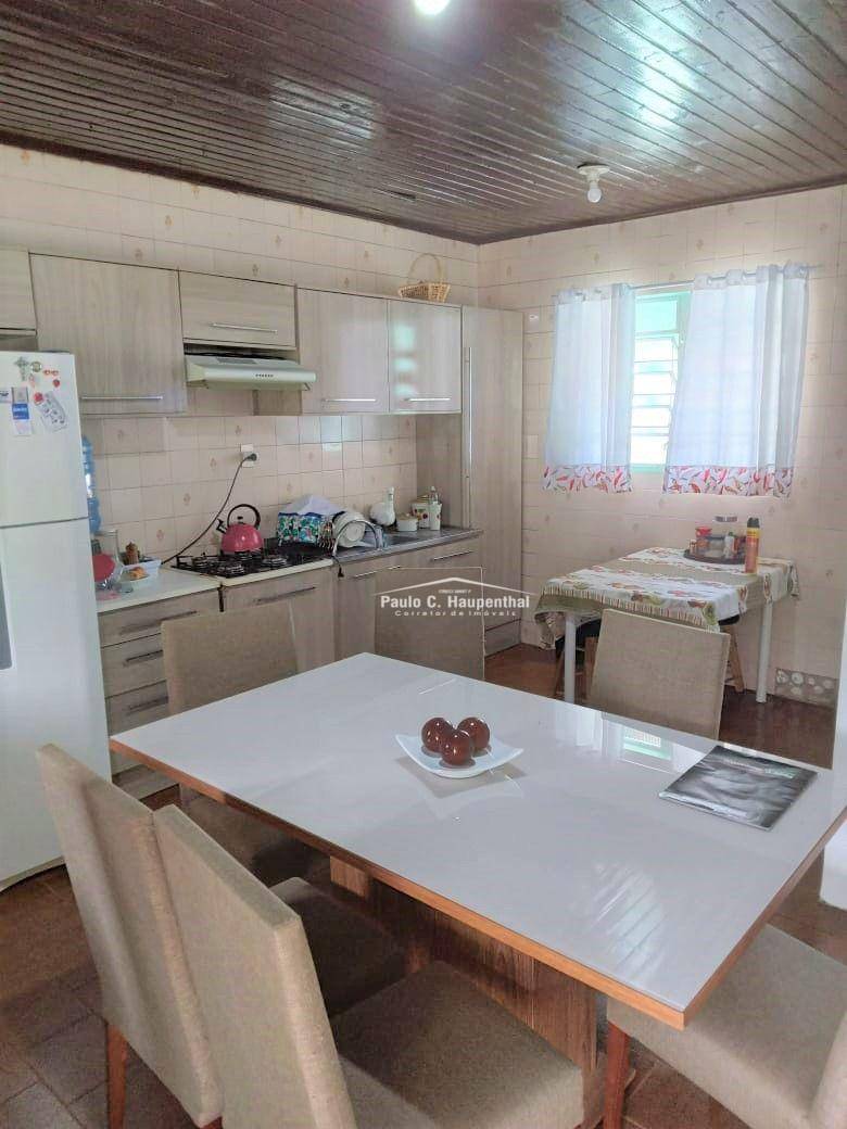 Casa à venda com 3 quartos, 90m² - Foto 4