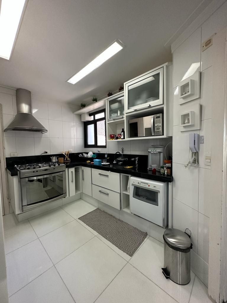 Apartamento à venda com 3 quartos, 148m² - Foto 9