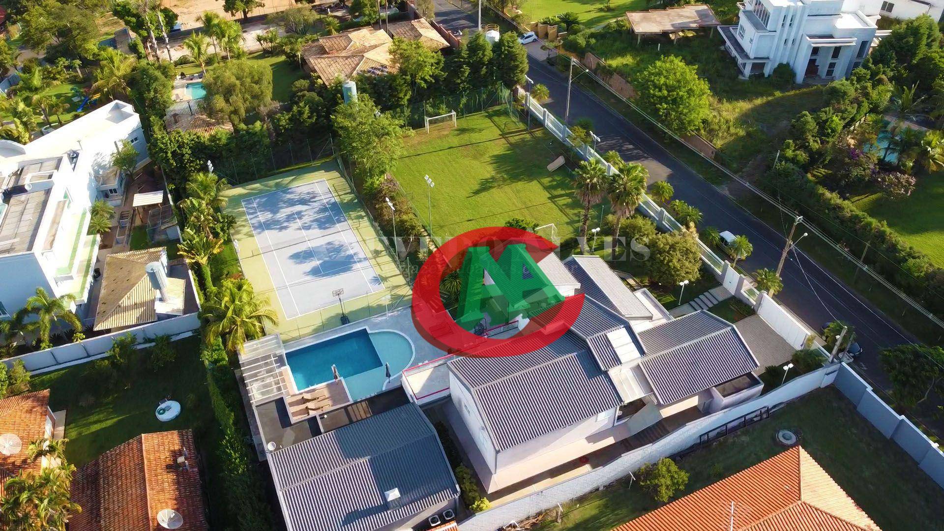 Chácara à venda com 7 quartos, 900m² - Foto 2